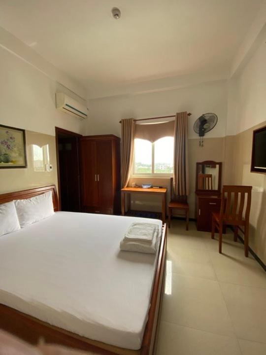 Hotel My Viet Dĩ An Екстериор снимка